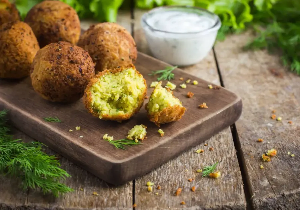 Falafel kebab: Czym jest? Smak, składniki i wartości odżywcze