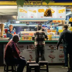 Ile kebabów dziennie można sprzedać? Odkryj zaskakujące liczby!
