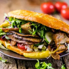 Czy kebab jest kaloryczny? Sprawdź, ile kalorii naprawdę ma!
