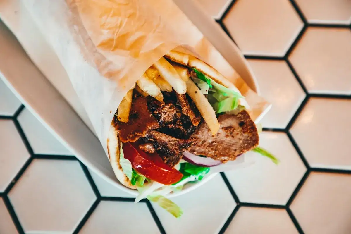 Zdjęcie Pizza czy kebab co zdrowsze? Oto zaskakujące różnice zdrowotne