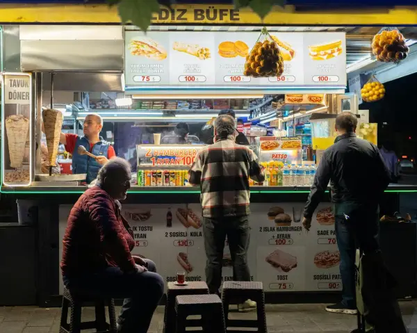 Ile kebabów dziennie można sprzedać? Odkryj zaskakujące liczby!